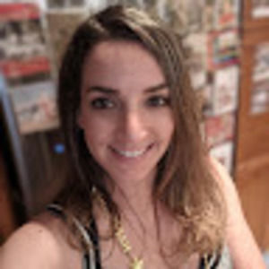 Meet your Posher, Caitlin